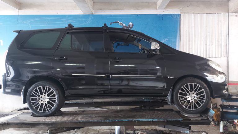 Toyota Innova